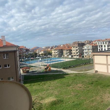 Pomorie Apartment Bagian luar foto