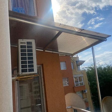 Pomorie Apartment Bagian luar foto